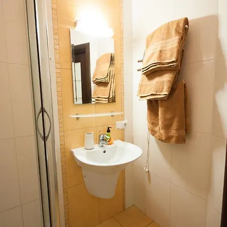 Center Romantic Apartment Kyiv